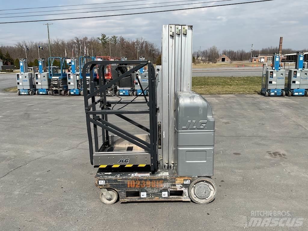 JLG 20MVL Vertical mast lifts