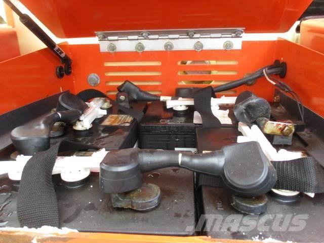 JLG M600J Other lifts and platforms