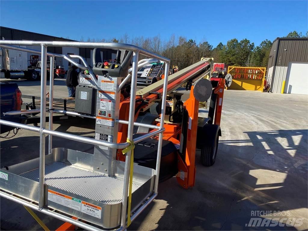 JLG T350 Trailer mounted aerial platforms