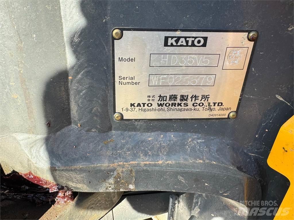 Kato 35V-5 Mini excavators < 7t