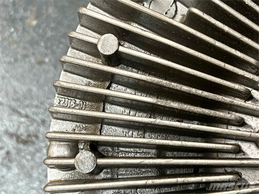 Mack MP7 Other components