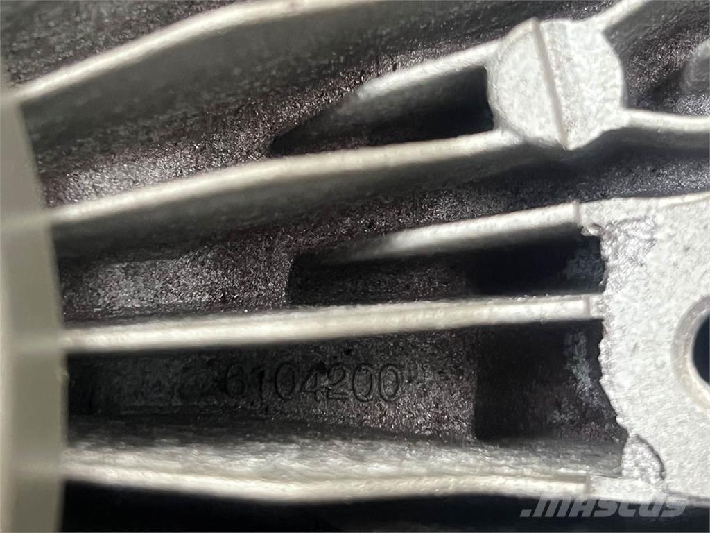 Mack MP7 Other components