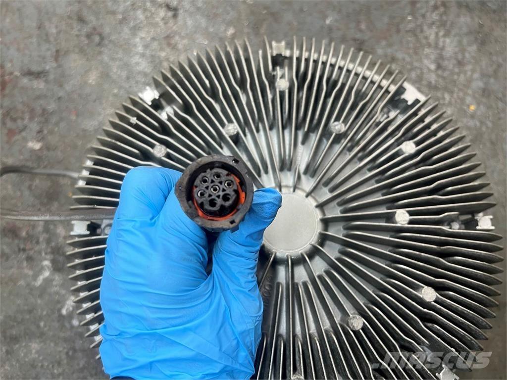 Mack MP7 Other components