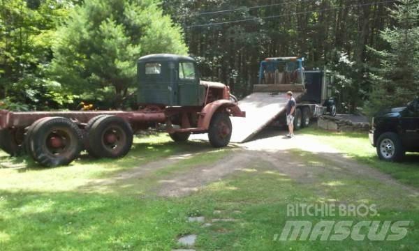 Mack NM Truck Tractor Units