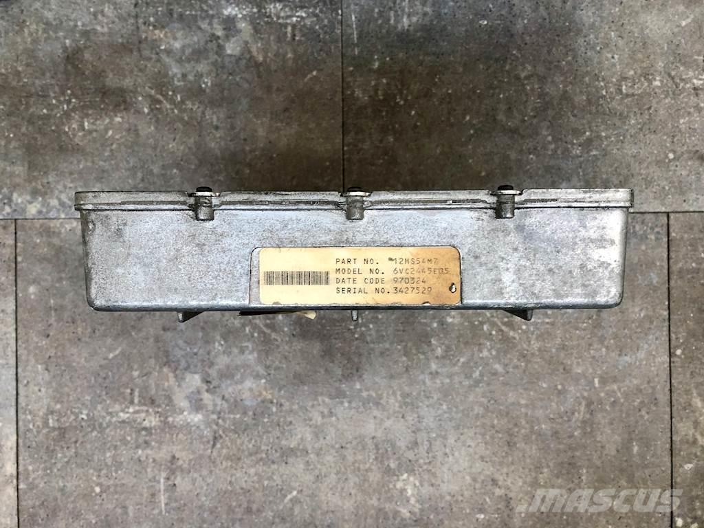 Mack V-Mac Electronics