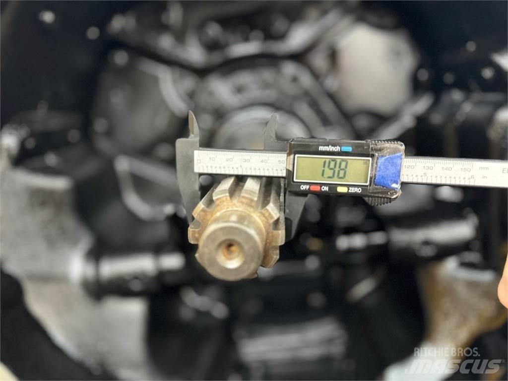 Mack X107 Gearboxes