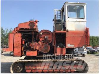 Madill 121 Cranes and Loaders