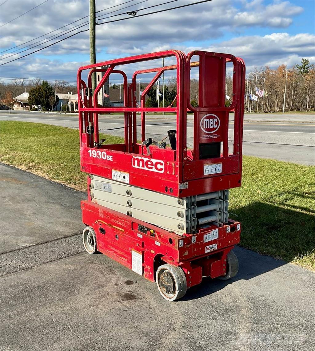 MEC 1930SE Scissor lifts