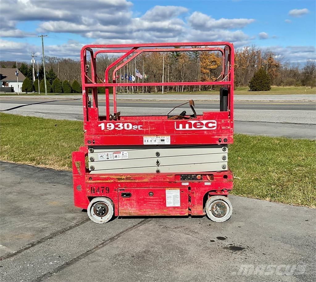 MEC 1930SE Scissor lifts