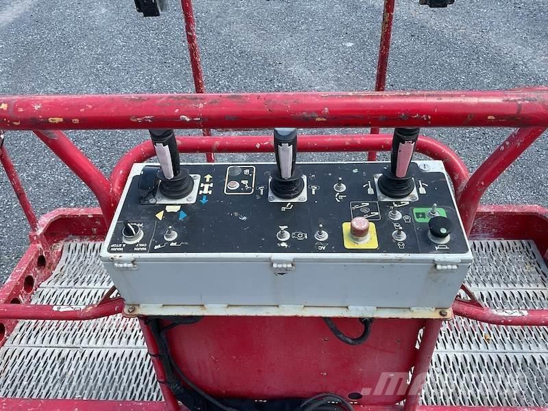 MEC 45-J Telescopic boom lifts