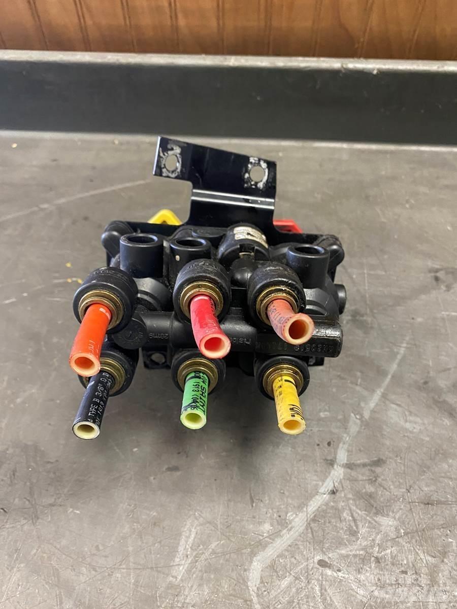 Meritor  Other components