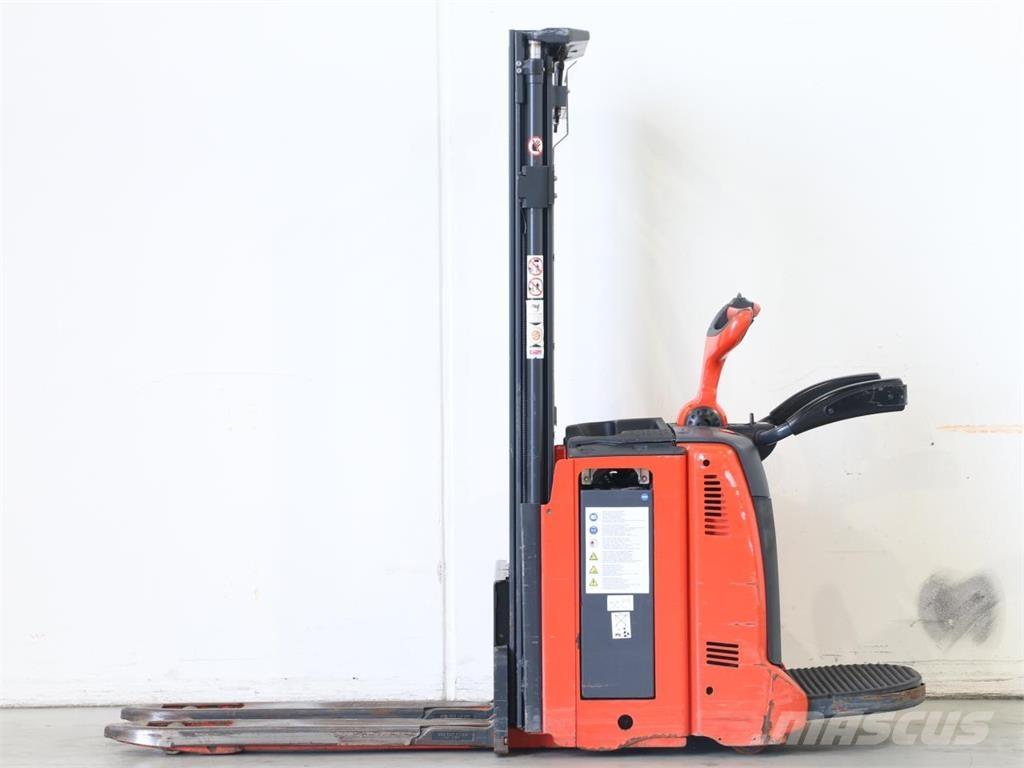 Linde D12AP/133-00 Pedestrian stacker