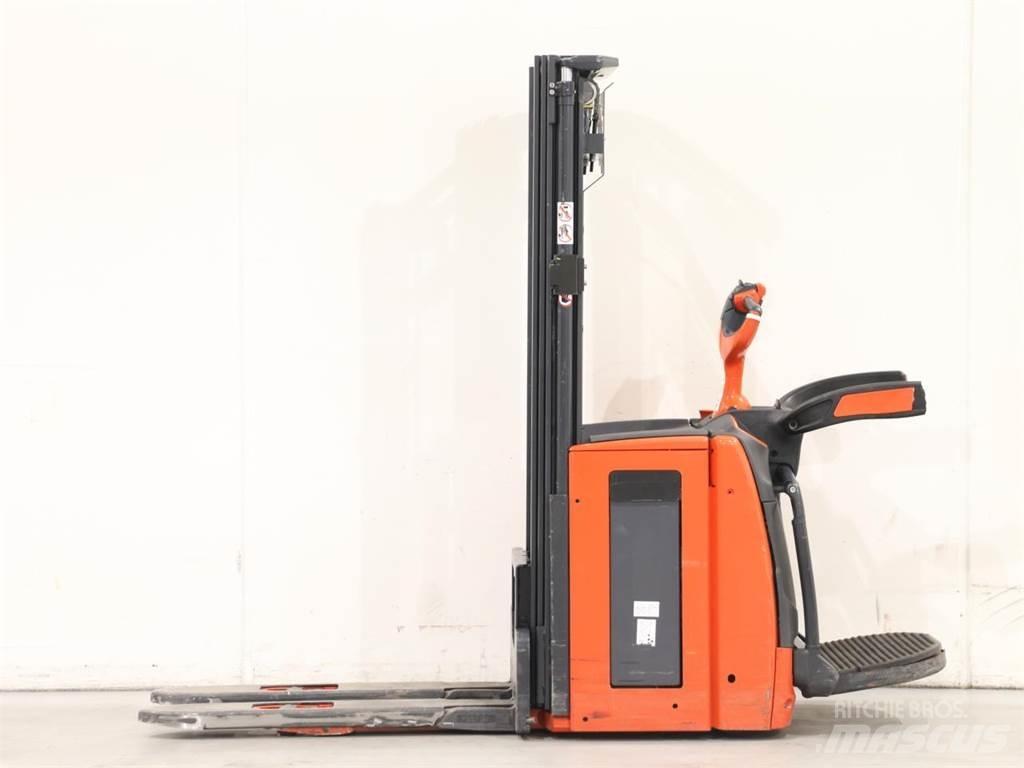 Linde L14AP/1173 Pedestrian stacker