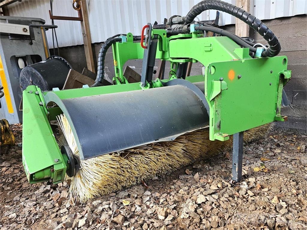 Avant Avoharja Brushes