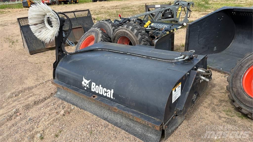 Bobcat S650 Skid steer loaders