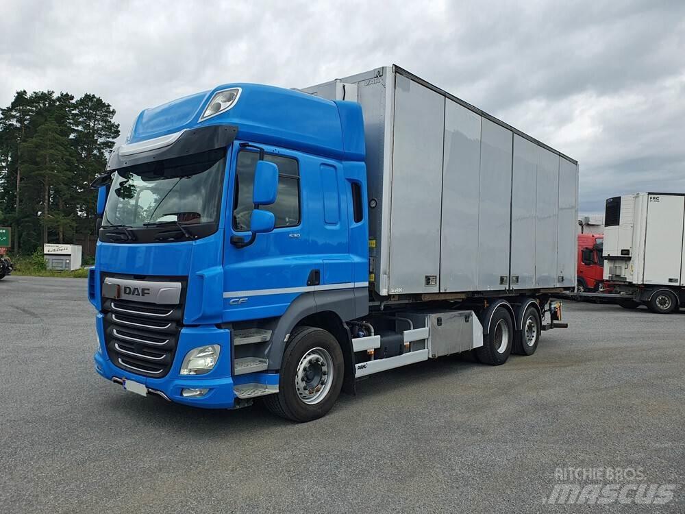 DAF CF530 6x2 -19 Containerframe/Skiploader trucks