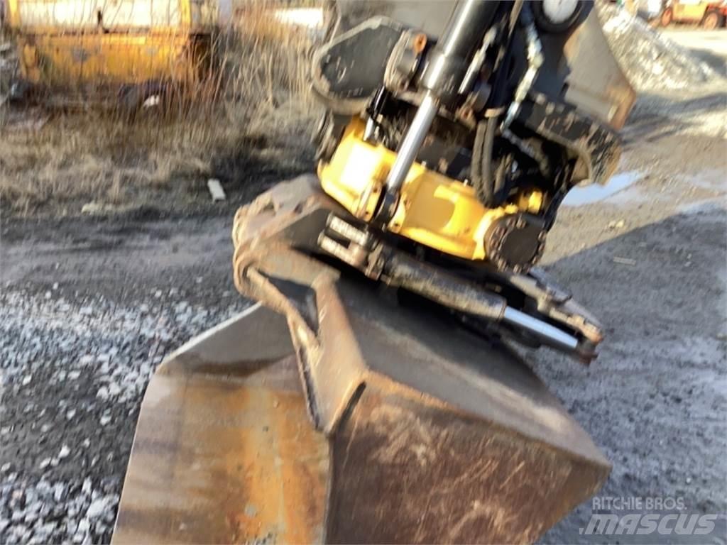 Doosan DX235 LCR Crawler excavators