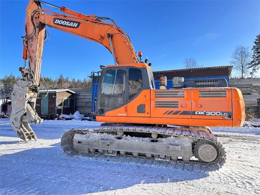 Doosan DX300 LC-3 Crawler excavators