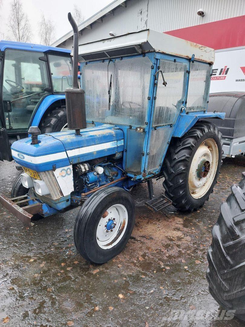 Ford 4110 Tractors