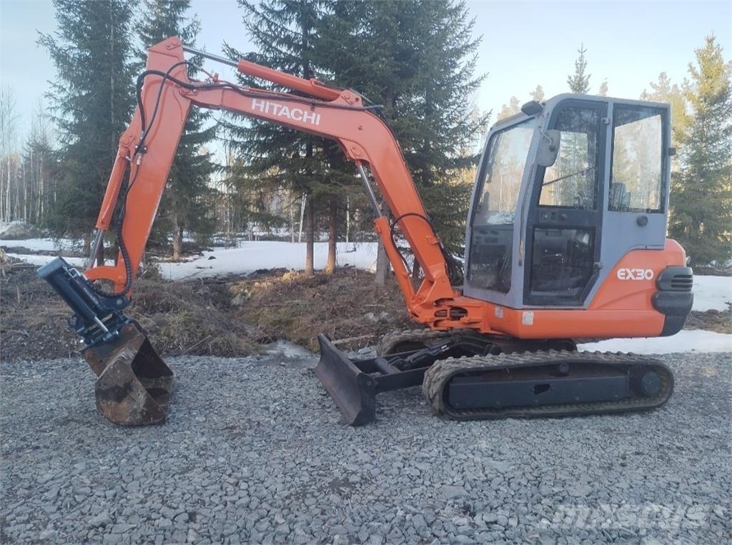 Hitachi Ex30 Mini excavators < 7t