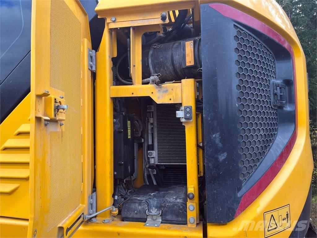 JCB 245XR Crawler excavators