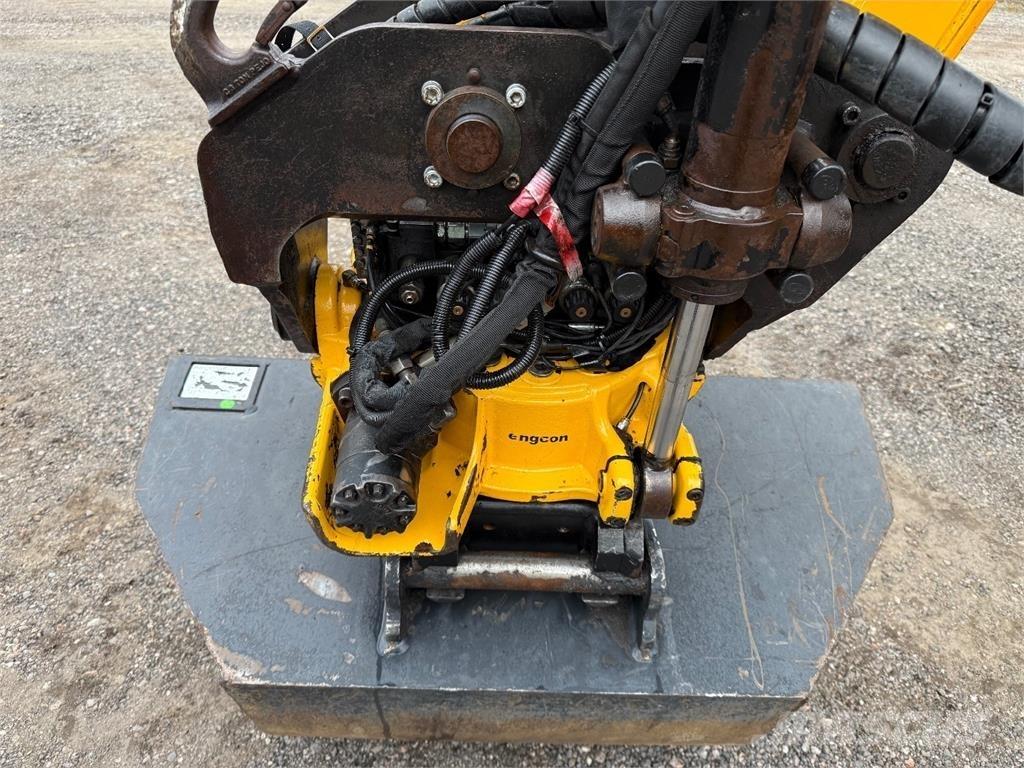 JCB 4 CX ECO TLB's