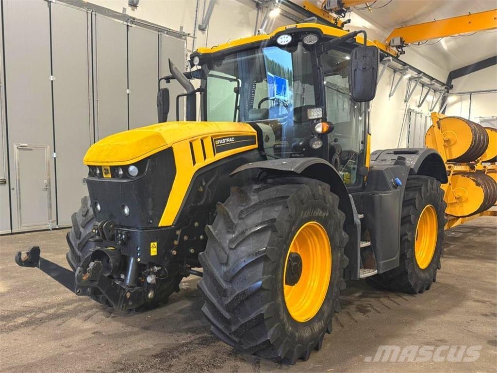 JCB Fastrack 4220 Tractors