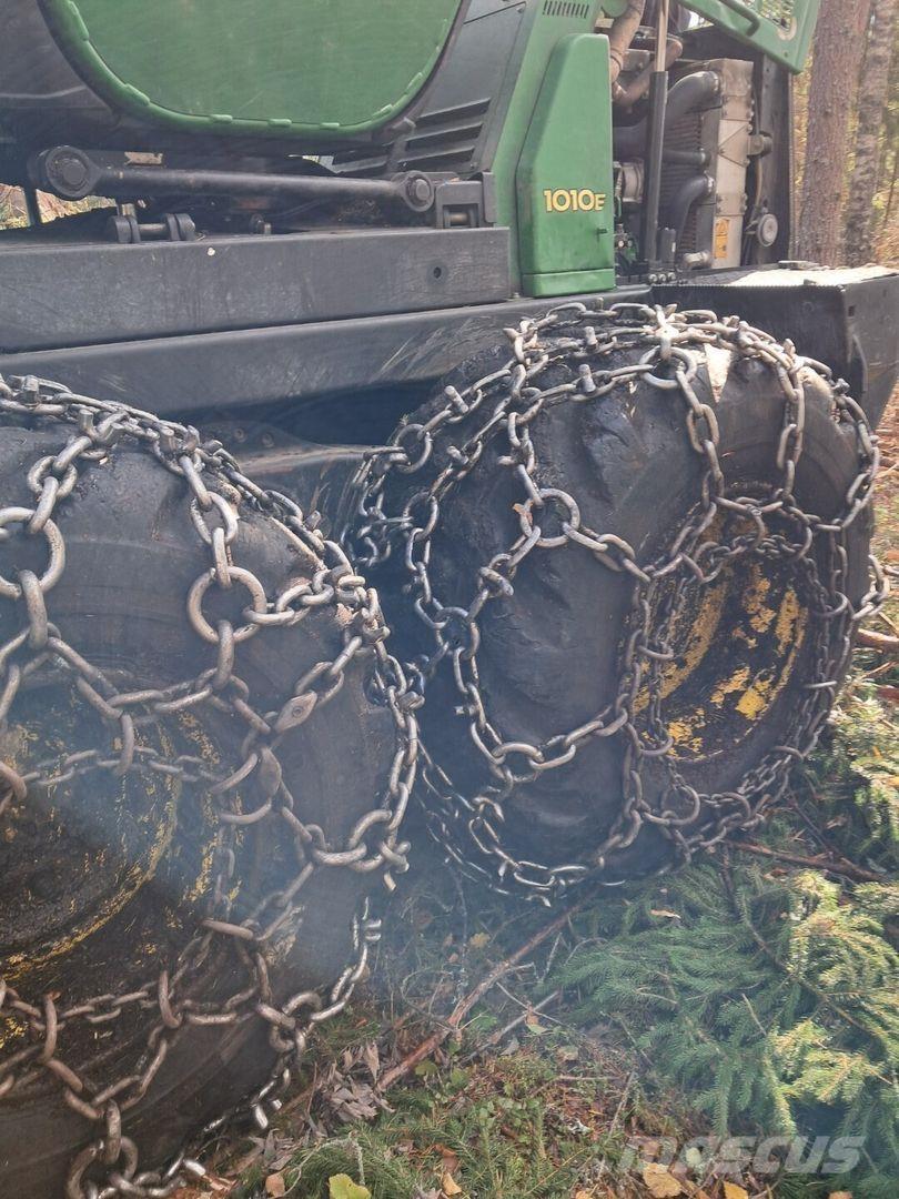 John Deere 1010e Forwarders