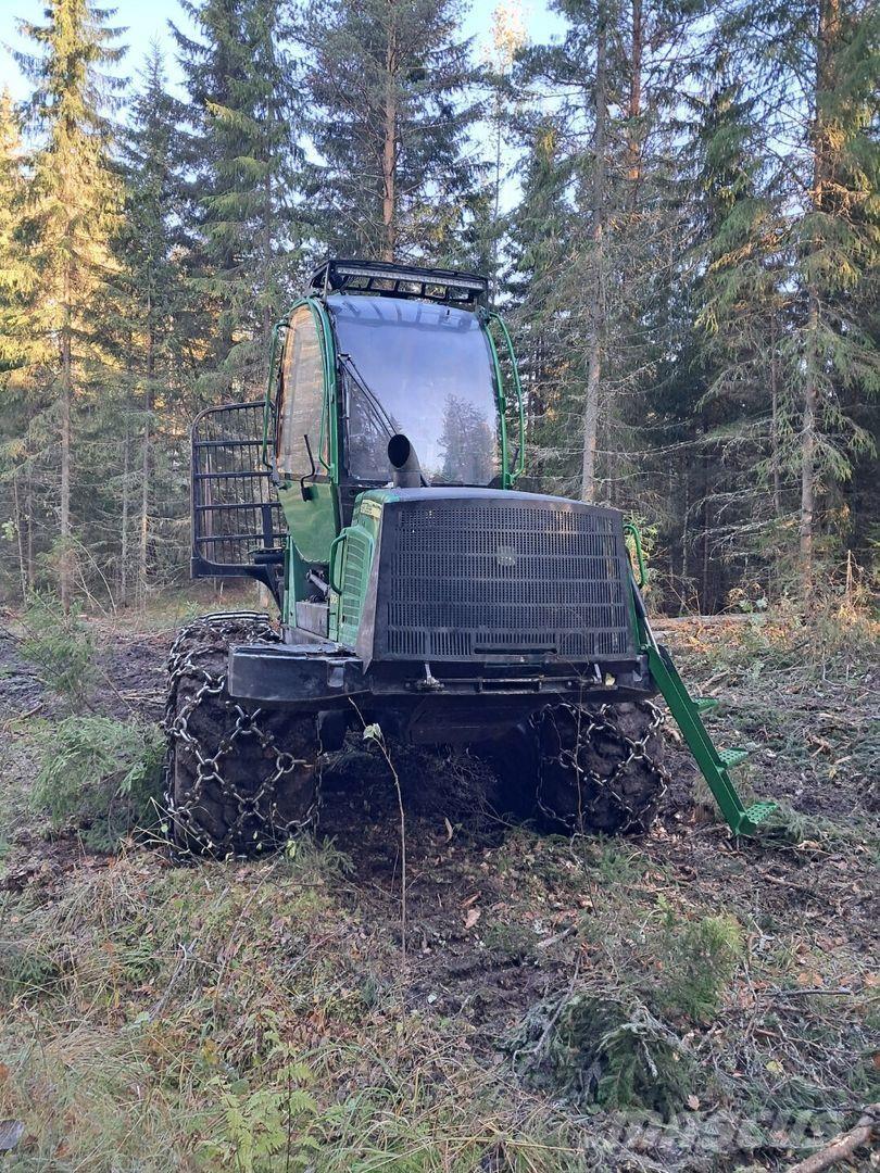 John Deere 1010e Forwarders