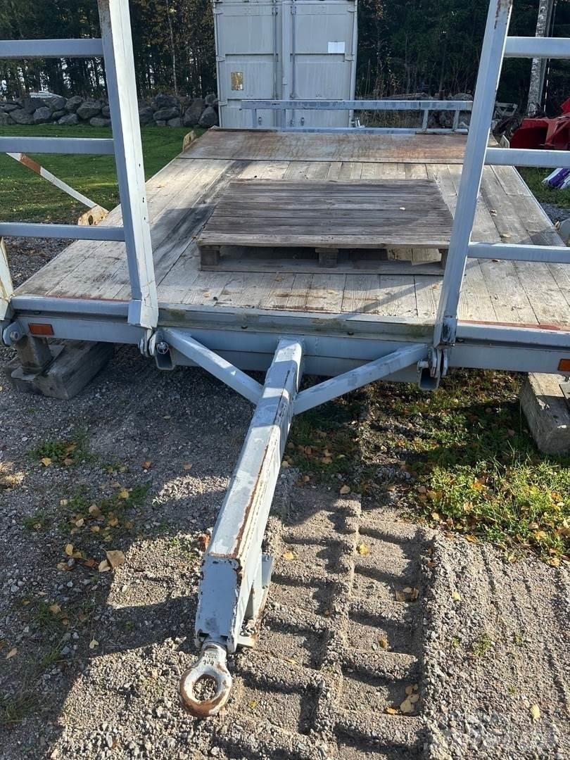  Kuljetuslavetti Other farming trailers