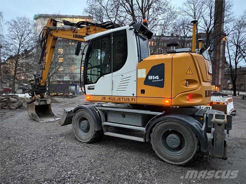Liebherr A914 Wheeled excavators