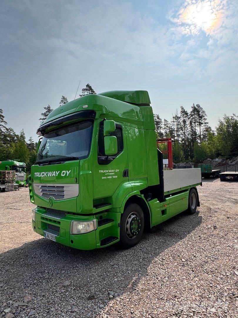 Renault Premium Crane trucks