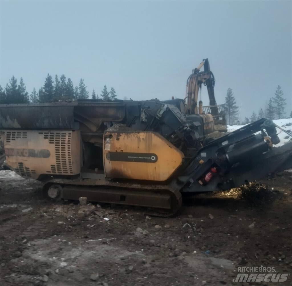  Rubblemaster RM70 Crushers