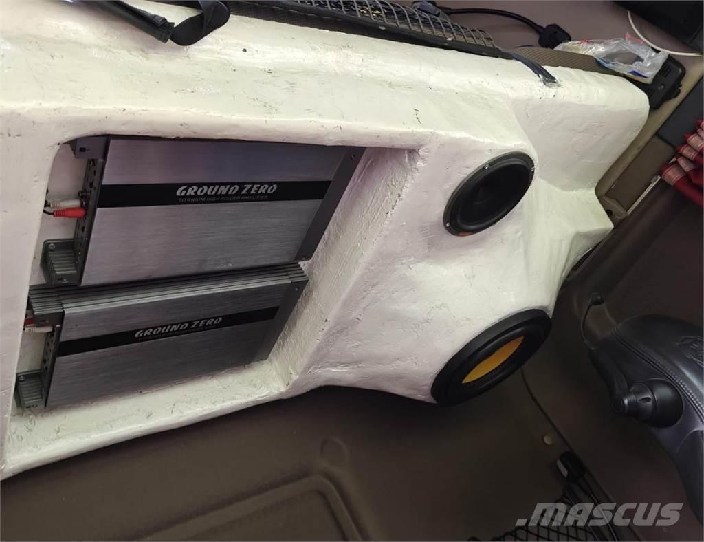 Scania R500 6x2 Truck Tractor Units