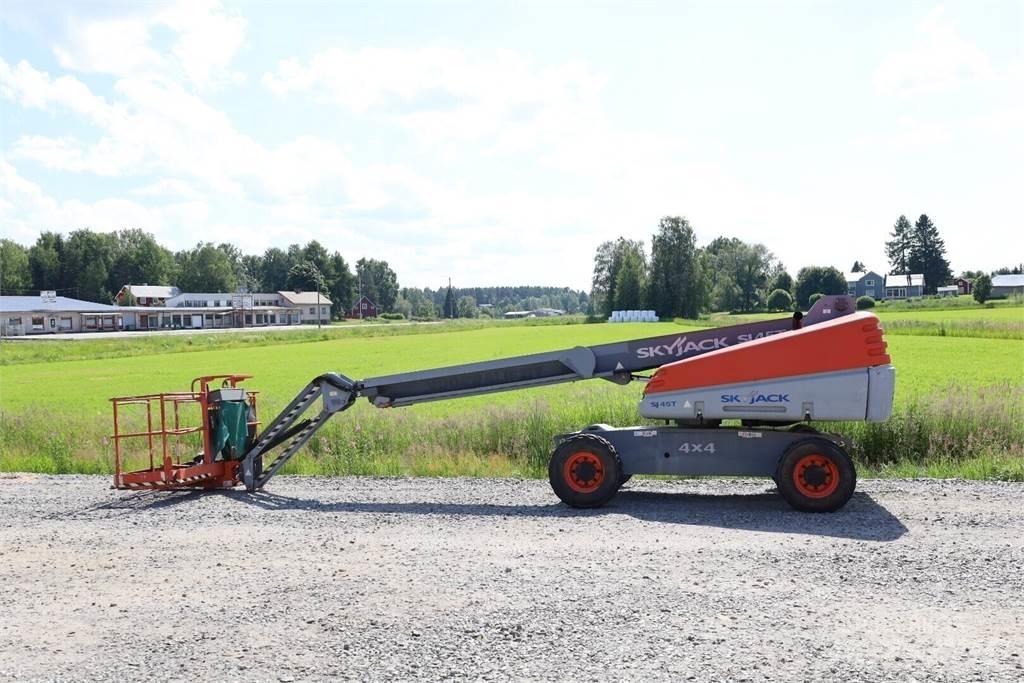 SkyJack SJ 45T Vertical mast lifts