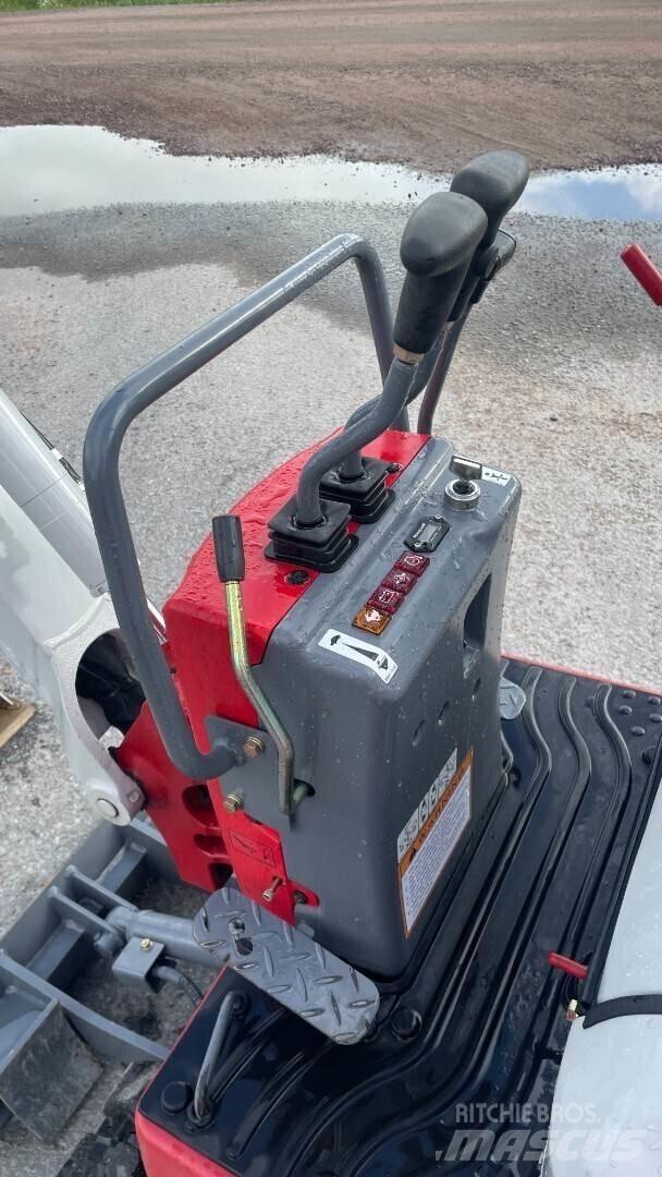 Takeuchi TB210R Mini excavators < 7t