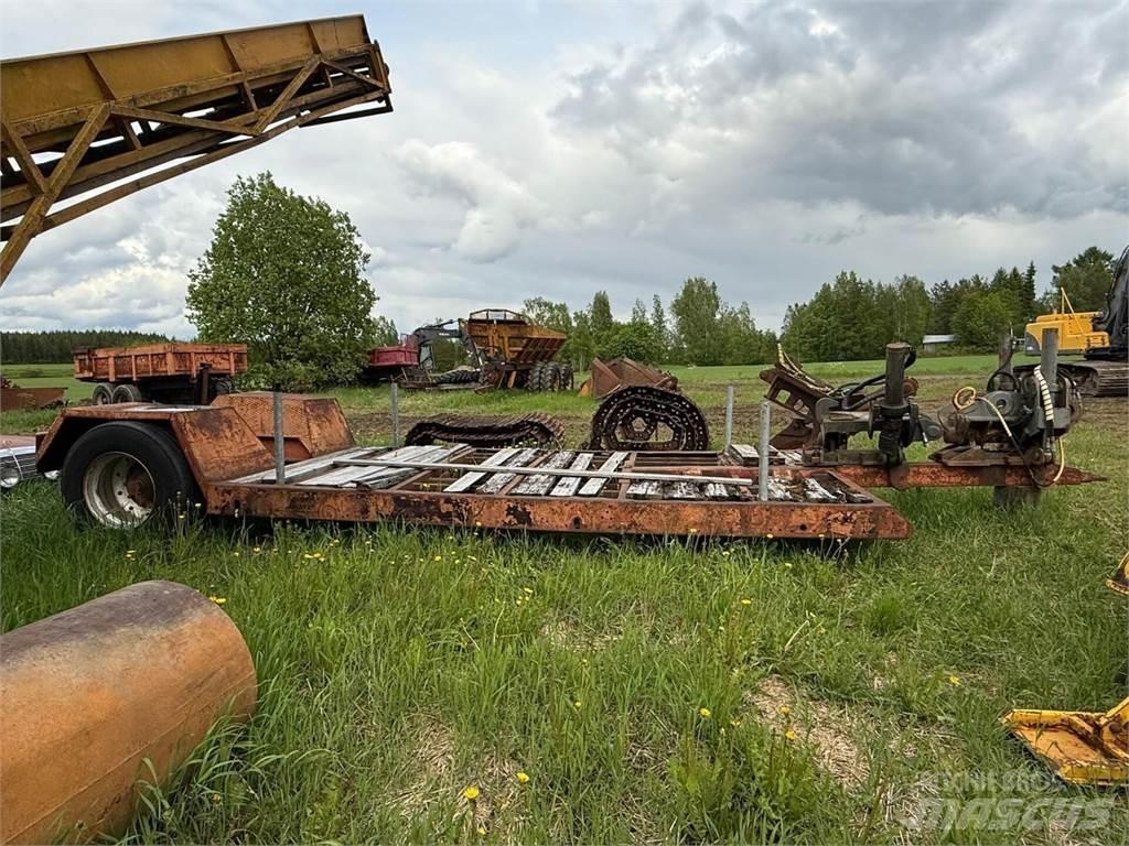 Traktorilavetti Other farming trailers