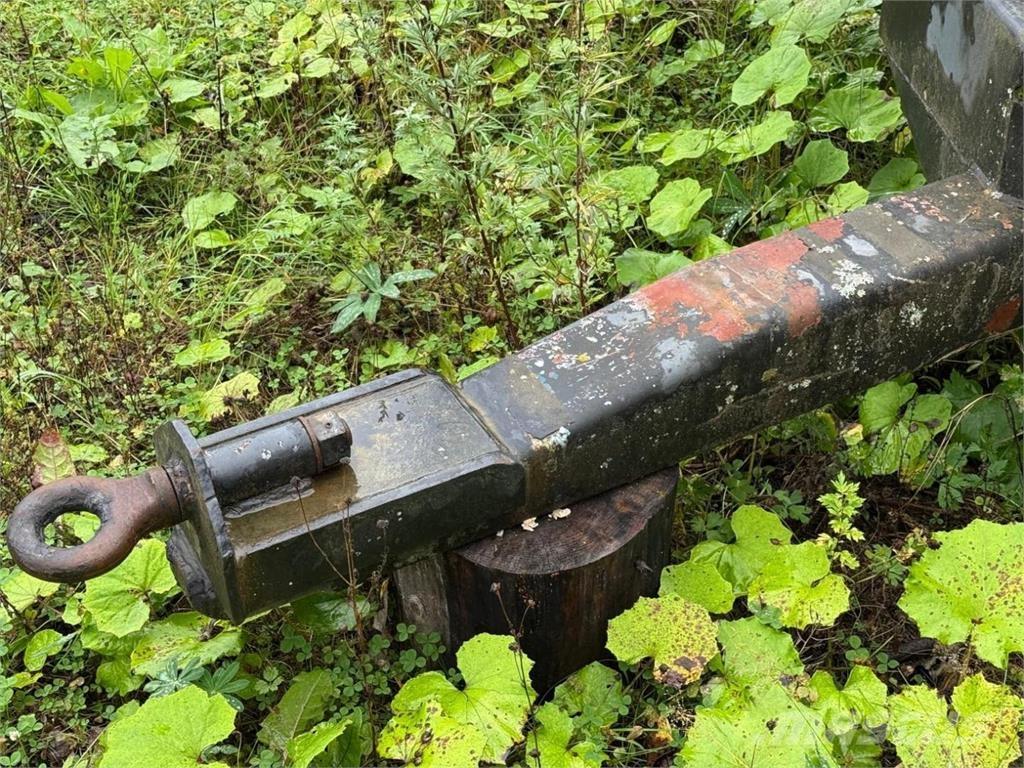  Traktorilavetti Other farming trailers