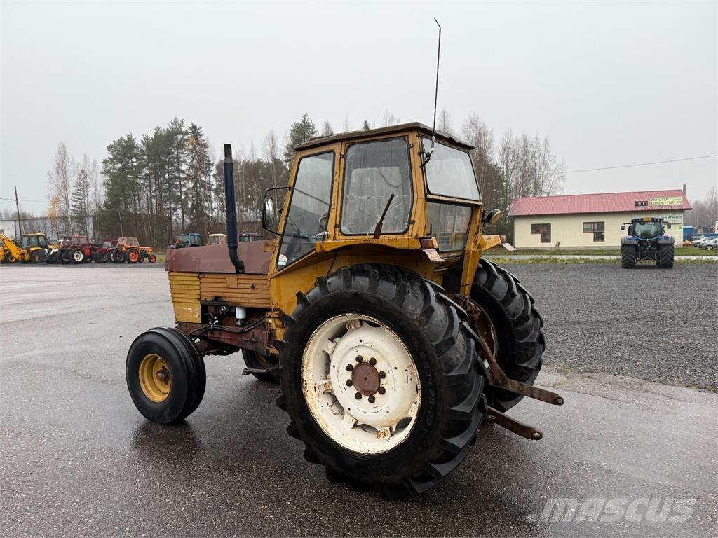 Valmet 702S Tractors