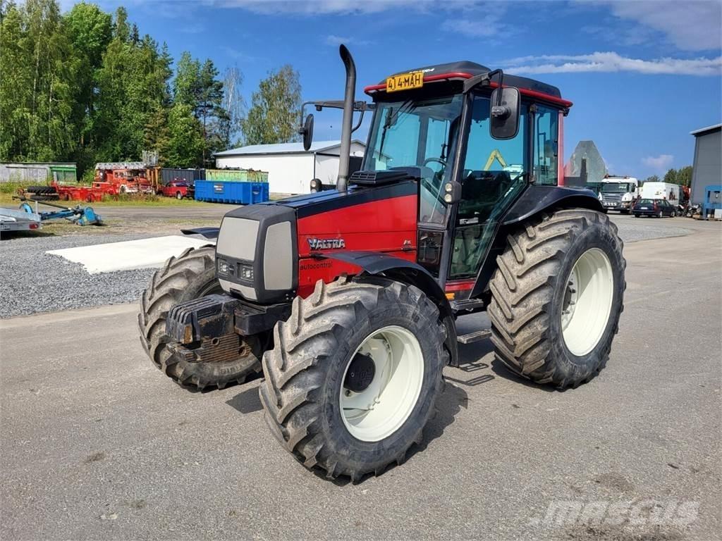 Valtra Valmet 900 Tractors