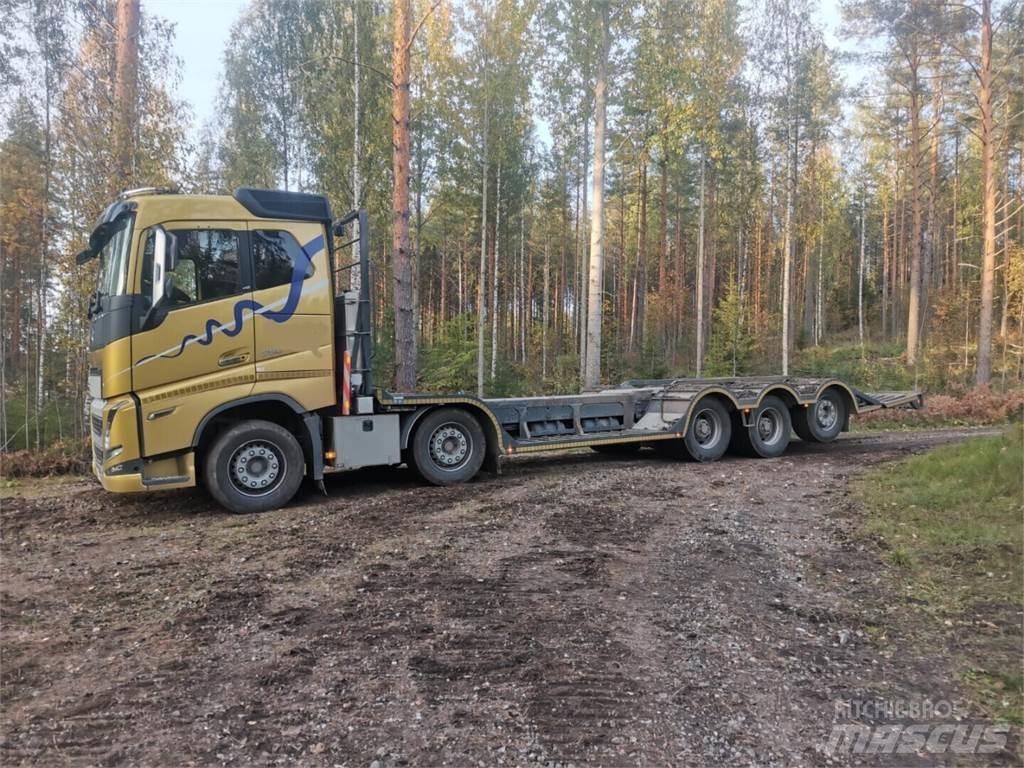 Volvo 750 Car carriers