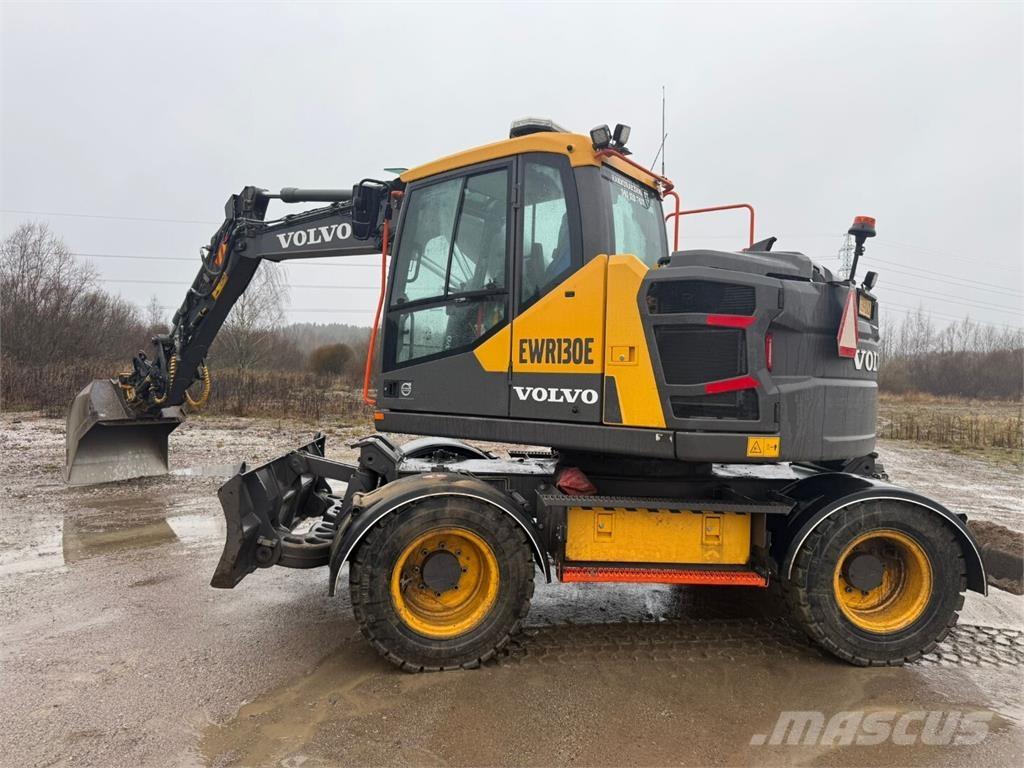 Volvo EWR 130 E Wheeled excavators