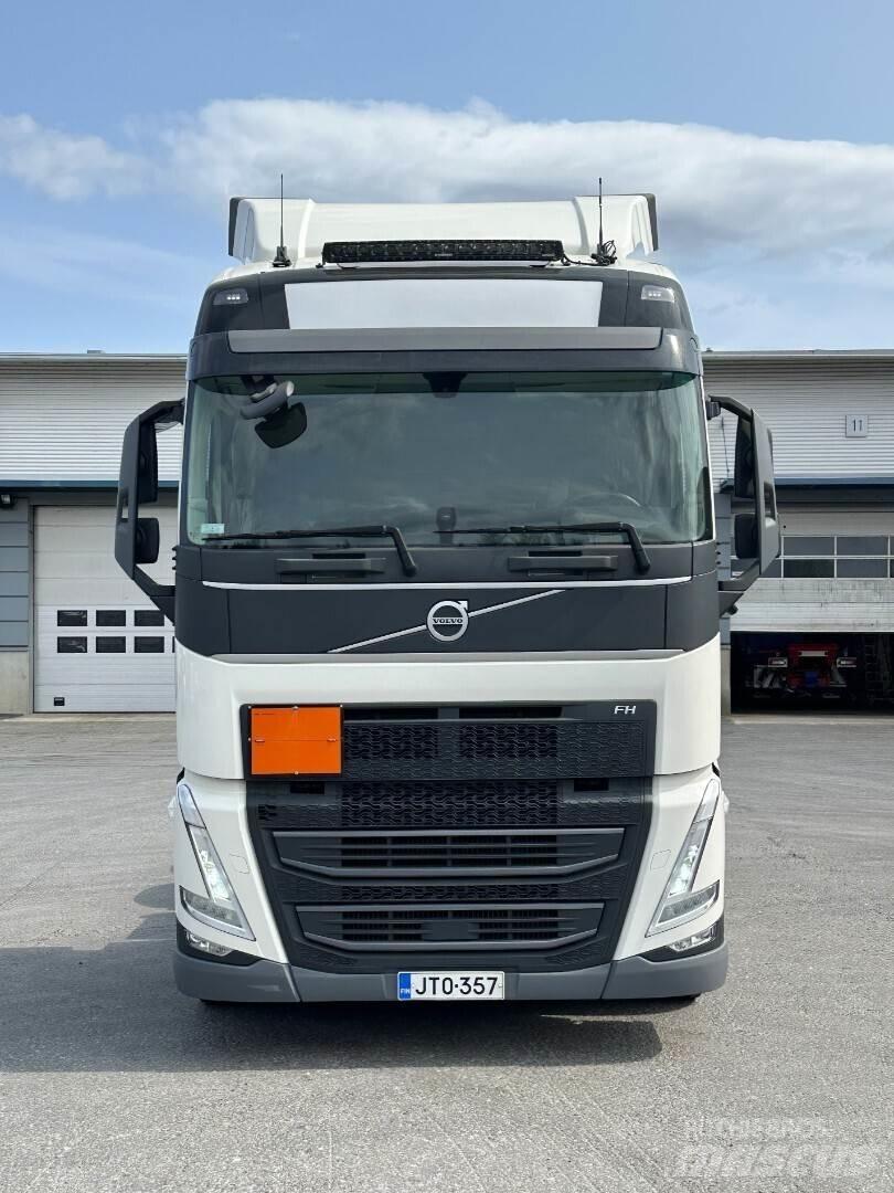 Volvo FH500TC 6x4 Truck Tractor Units