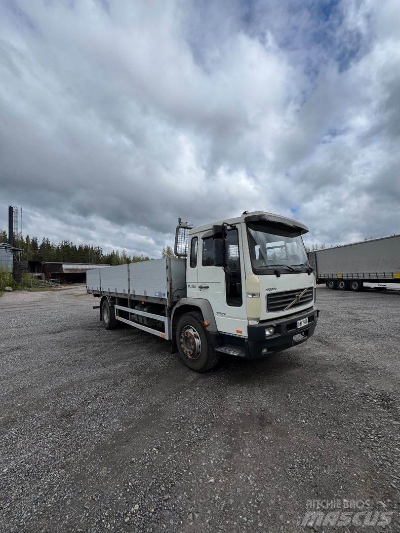 Volvo FL6 Flatbed/Dropside trucks