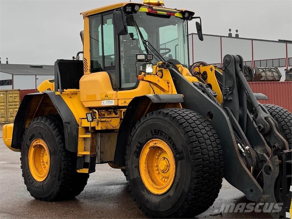 Volvo L120F Wheel loaders