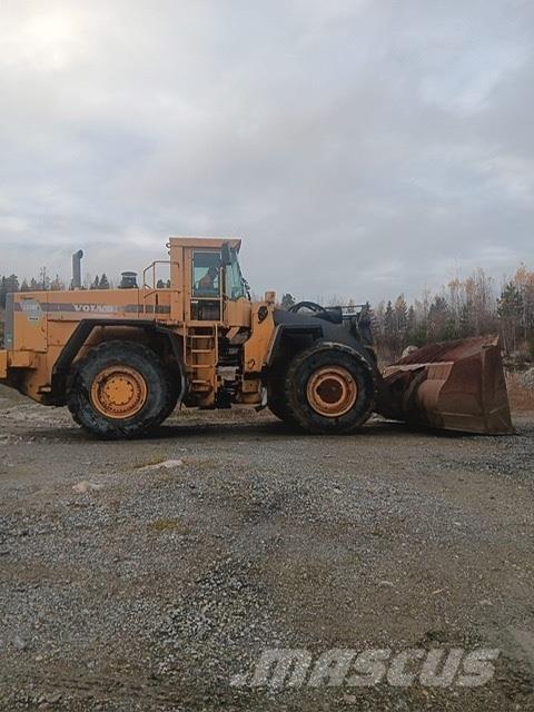 Volvo L330C Wheel loaders