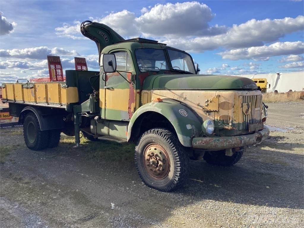 Volvo N 86 Flatbed/Dropside trucks