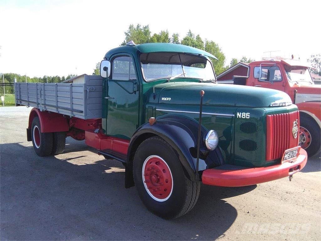Volvo N 86 Flatbed/Dropside trucks