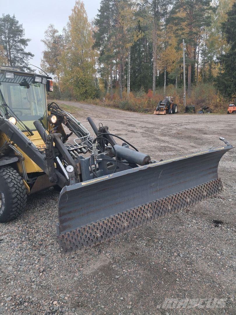 Wille 445 Mini loaders