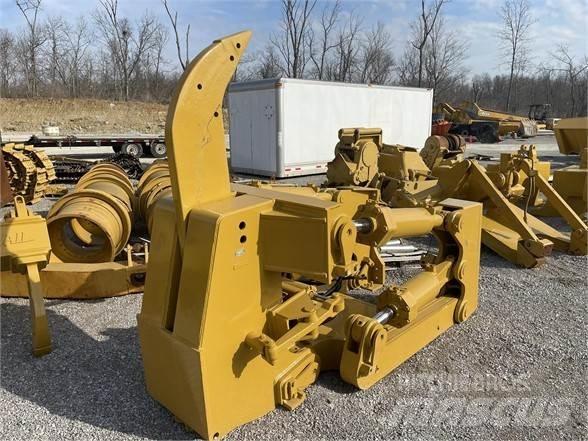 CAT D8 Scarifiers